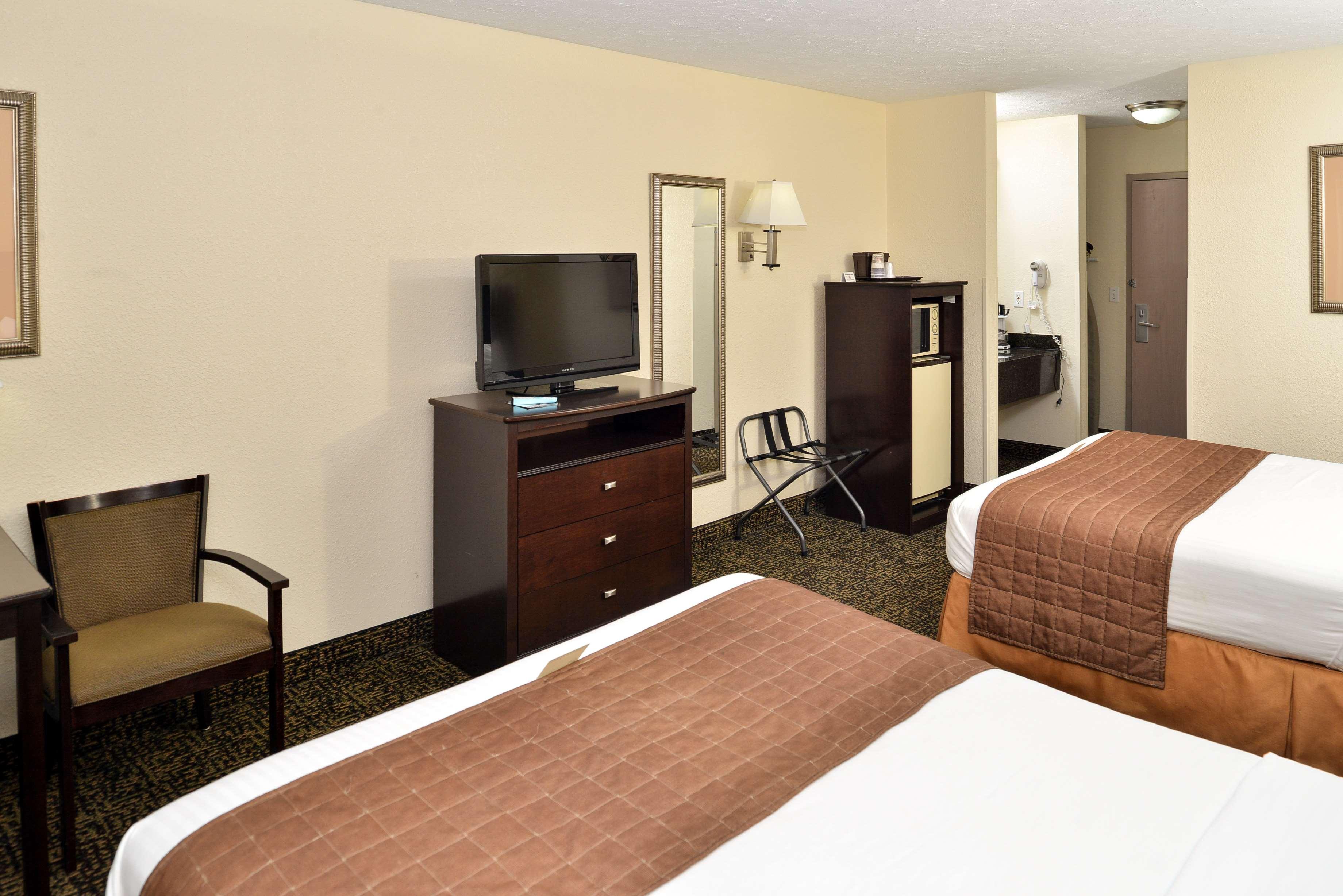 Best Western Elyria Exterior foto