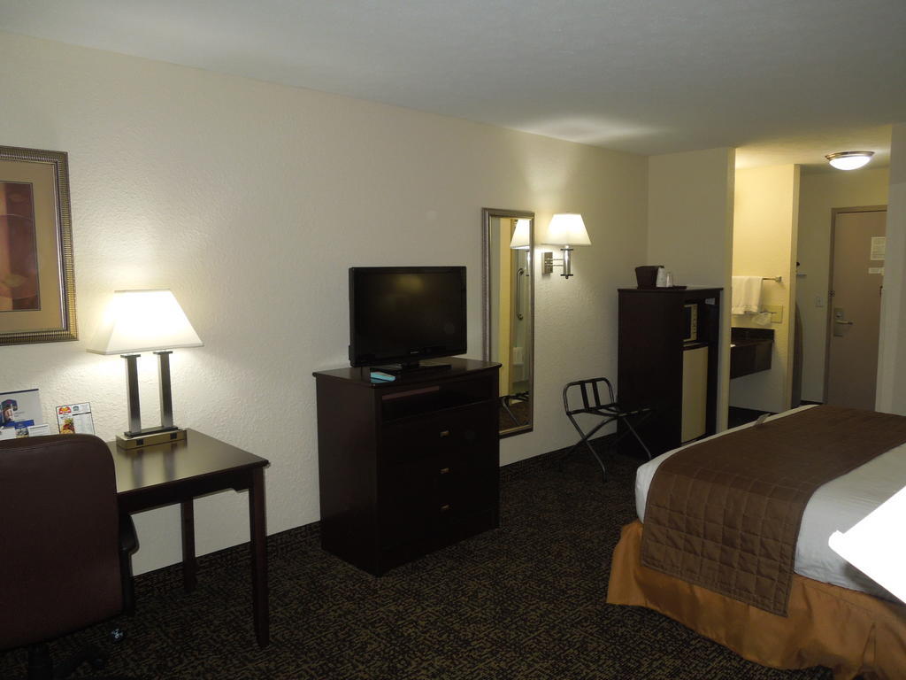 Best Western Elyria Exterior foto